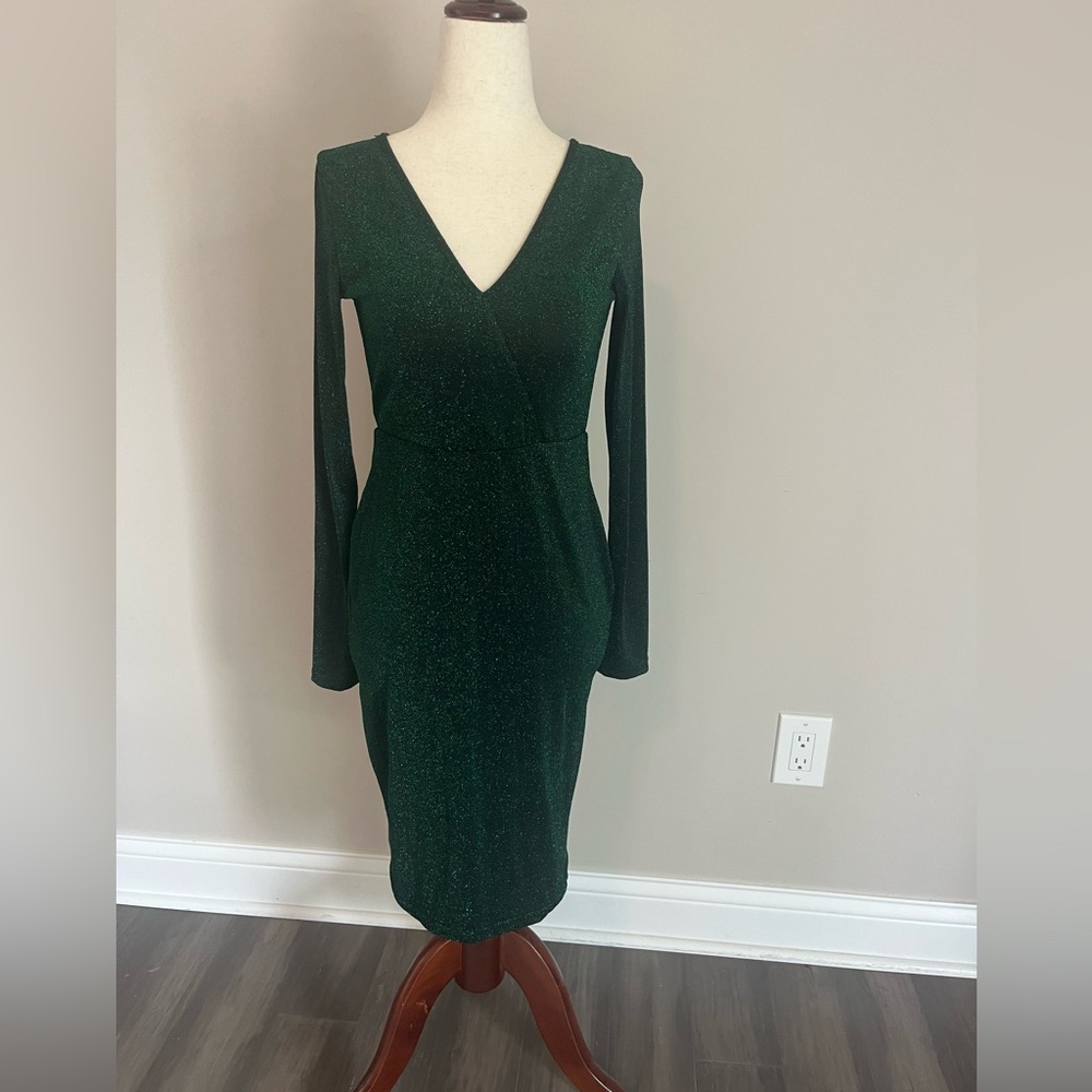 Shimmery Green Long Sleeve Dress